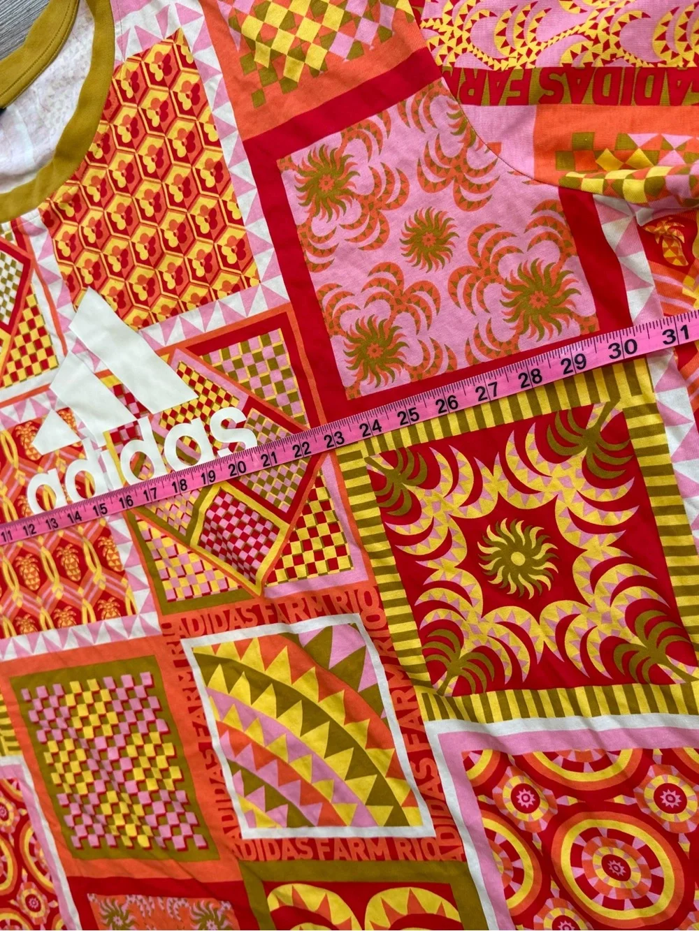 adidas Short Sleeve Patchwork Graphic Dress in Red, Pink, Yellow Size 4x - Picture 2 of 5